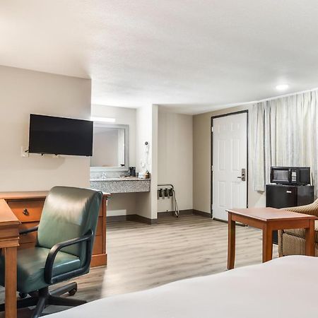 Americas Best Value Inn - Lebanon Extérieur photo