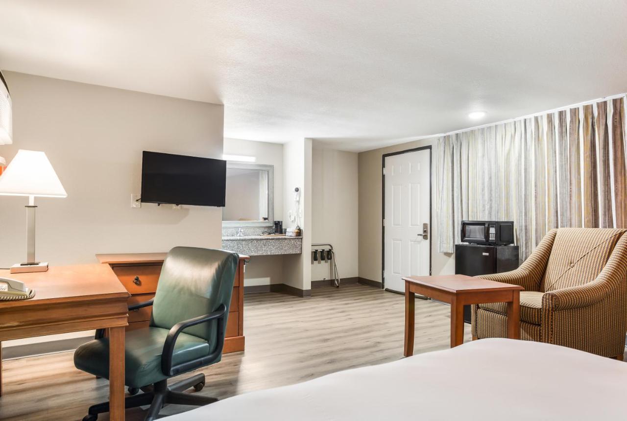 Americas Best Value Inn - Lebanon Extérieur photo