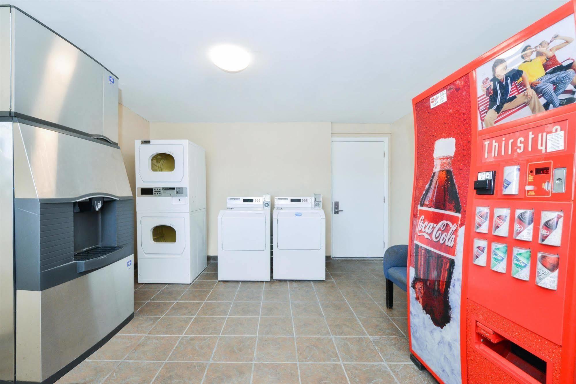 Americas Best Value Inn - Lebanon Extérieur photo